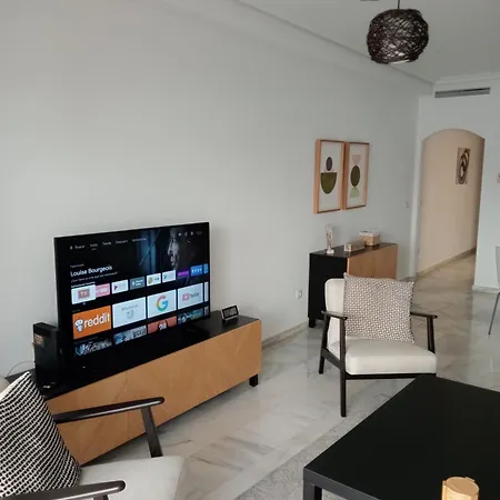 Bay Sun アパート *