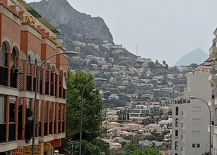 Bay Sun アパート カルプ